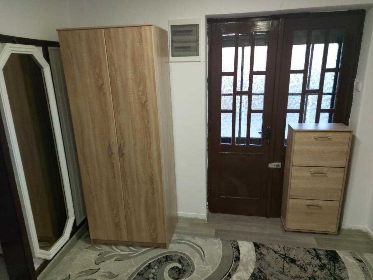 Lovely, Neat And Quite Apartment Dalia, Private Parking Saraievo Exterior foto
